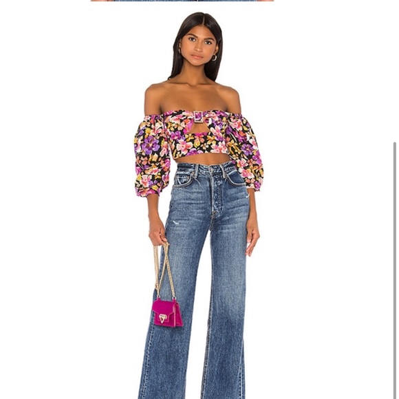 Puff Sleeve Crop Top - Picture 3 of 3